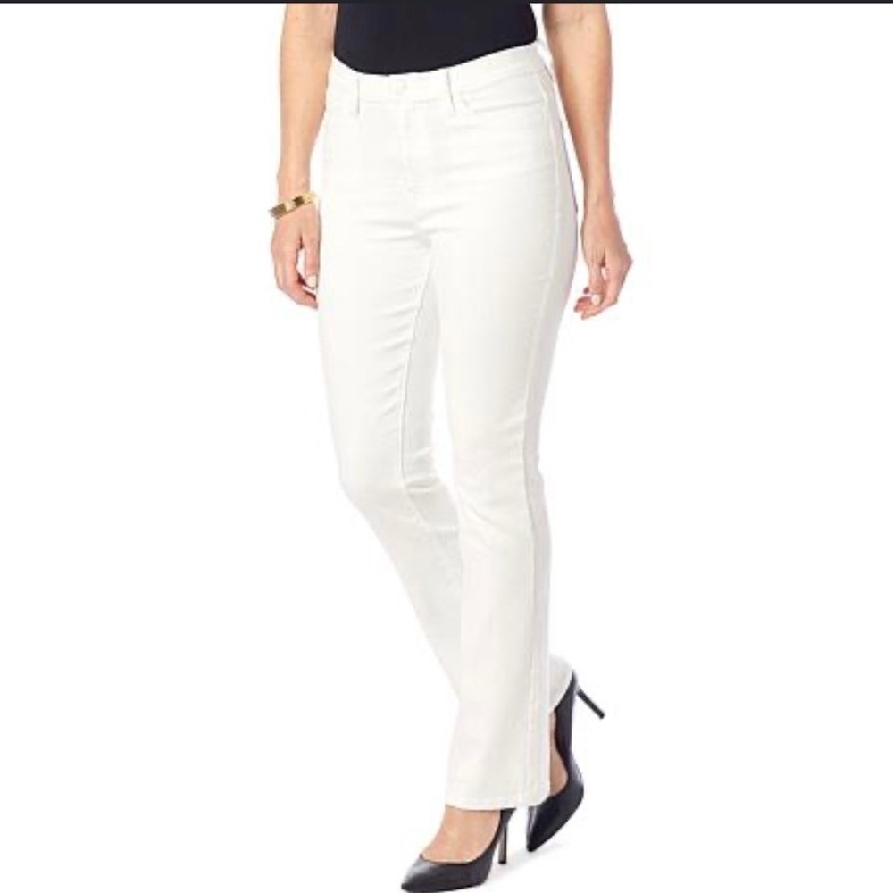 NWT DG2 Diane Gilman White Classic Stretch Jeans 12 Minimalist Classic Stretch‎